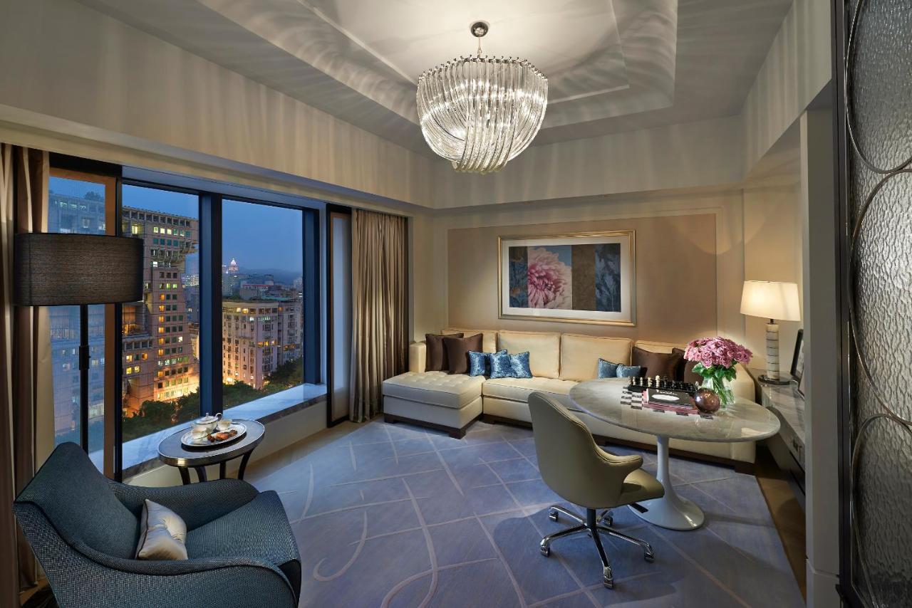 Отель Mandarin Oriental, Тайбэй Экстерьер фото